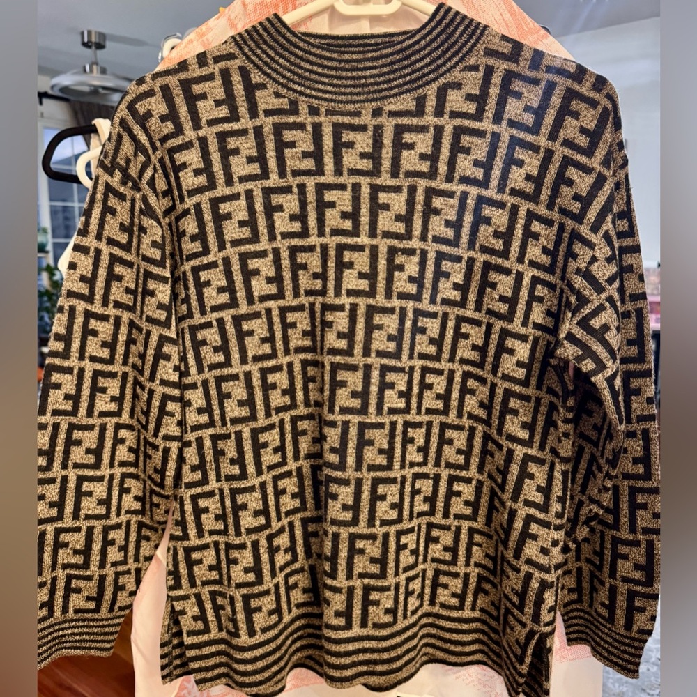 Fendi Black and Brown Knitwear. Authentic.